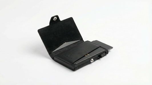 DONBOLSO Slim Wallet Austin in black, featuring a minimalist design and push-up card holder for 10 cards.